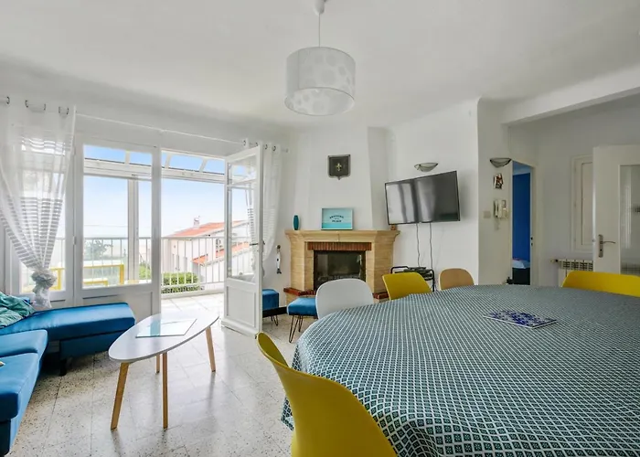Maison De Vacances Avec Jardin A 50 M De La Plage